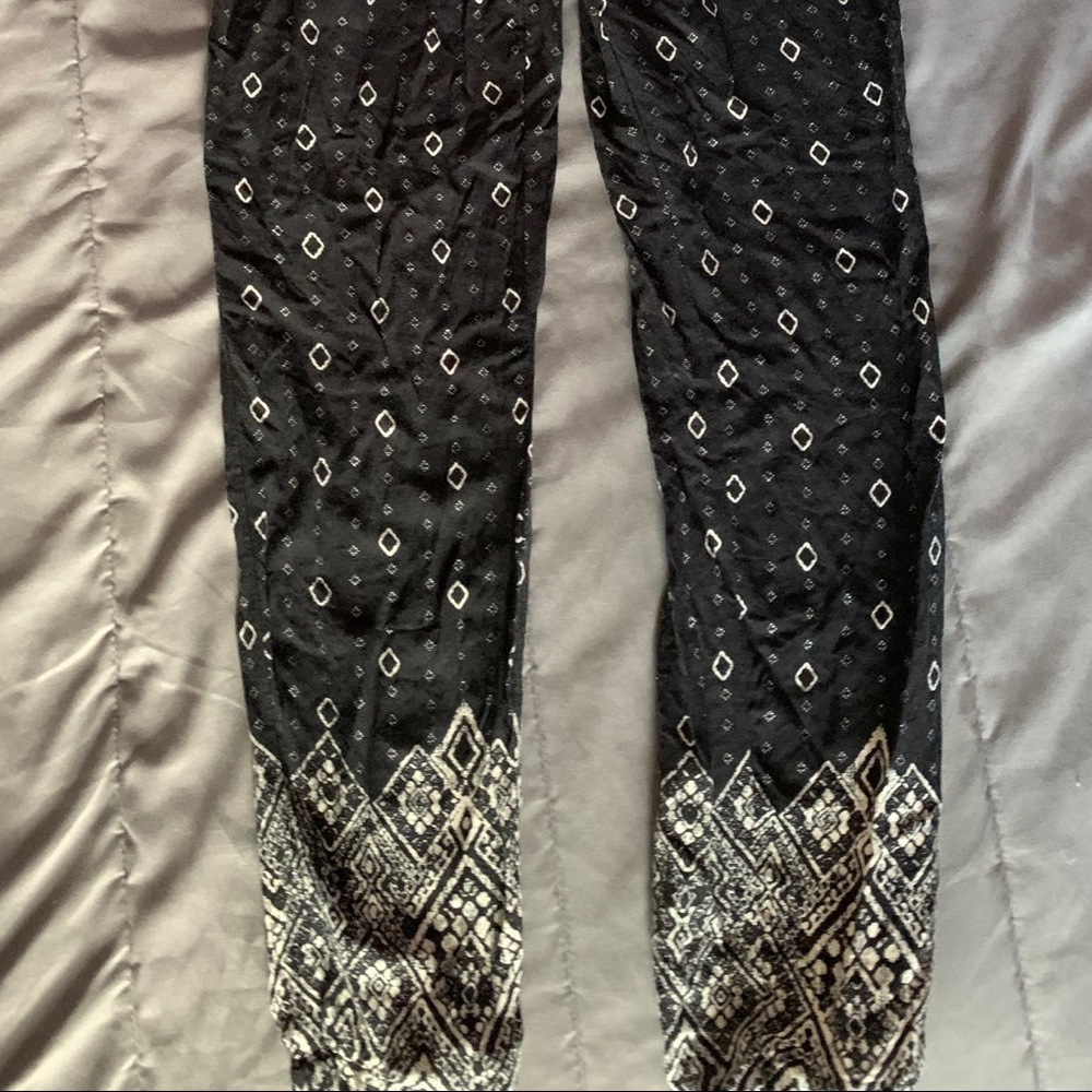 Strapless Romper - Picture 2 of 6